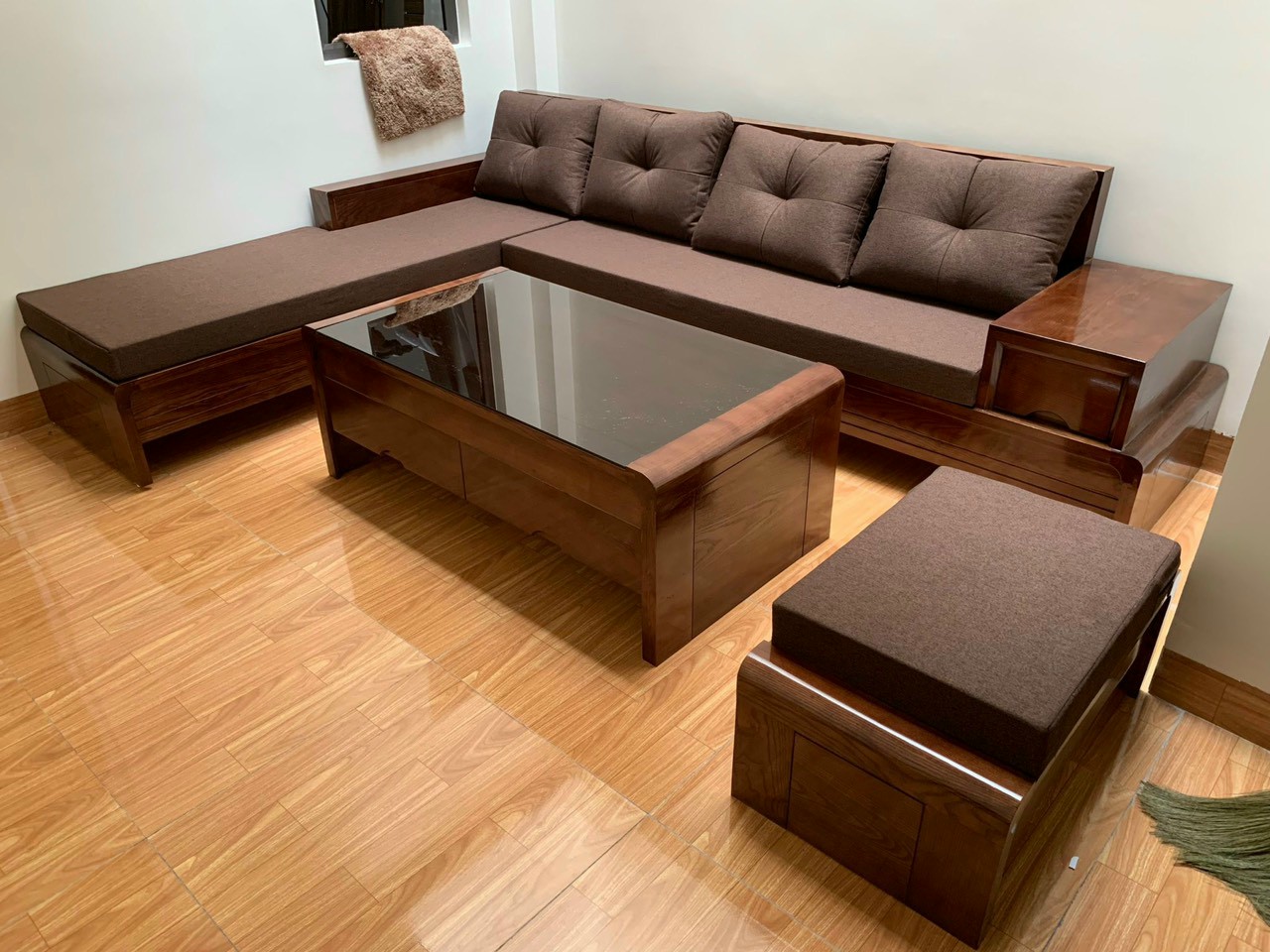 Sofa Gỗ Phòng Khách Đẹp Mẫu Mới 2024